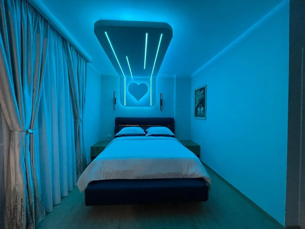 Appartamento Suite In City Center Tirana Albania